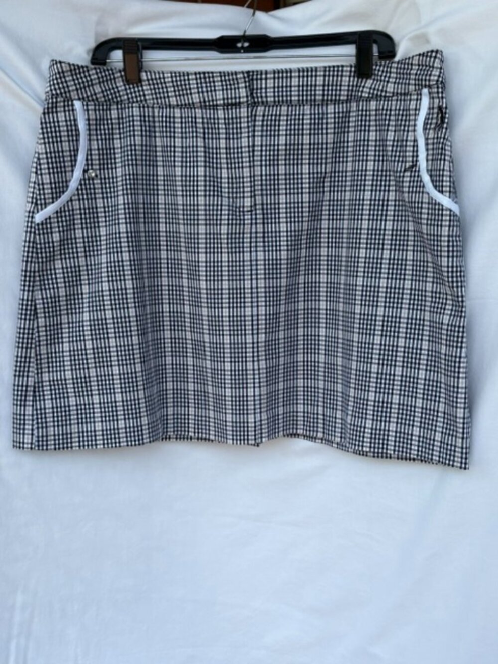 IZOD PerformX Plaid Golf Skort Size 14